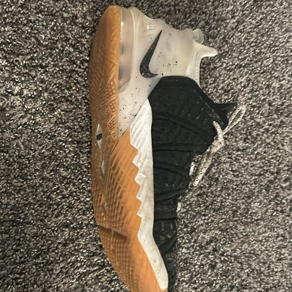 Boys Nike 5.5 Y Sneakers - Picture 5 of 6